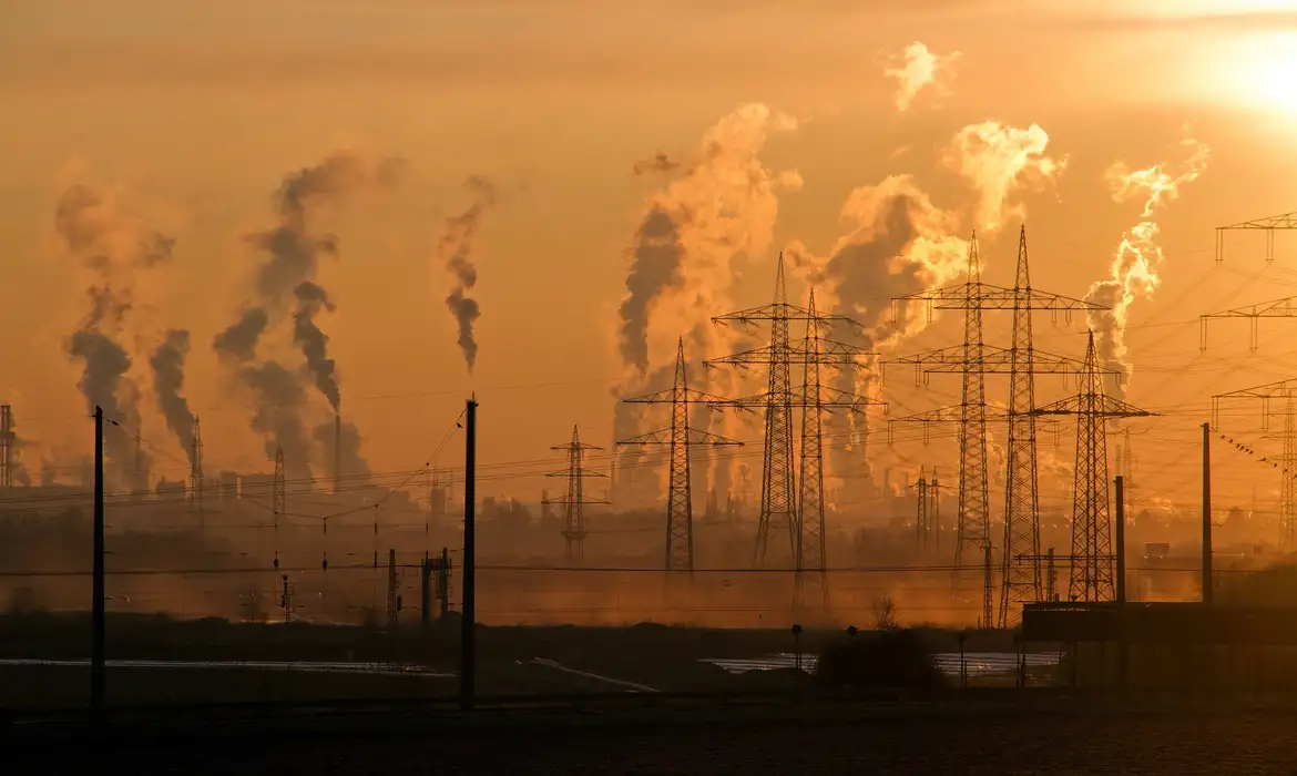 Relatório do clima diz que meta de 1,5ºC pode ser superada em 7 anos