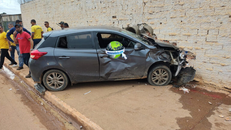 ATUALIZADA: Motociclista invade preferencial e fica ferido em colisão com carro na zona leste - News Rondônia