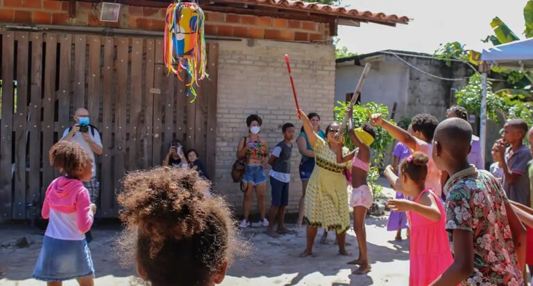 Projeto ensina cultura africana e afro-brasileira com brincadeiras