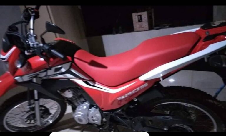 Homem é ameaçado de morte e tem moto levada por ladrões que invadiram sua casa, em Vilhena