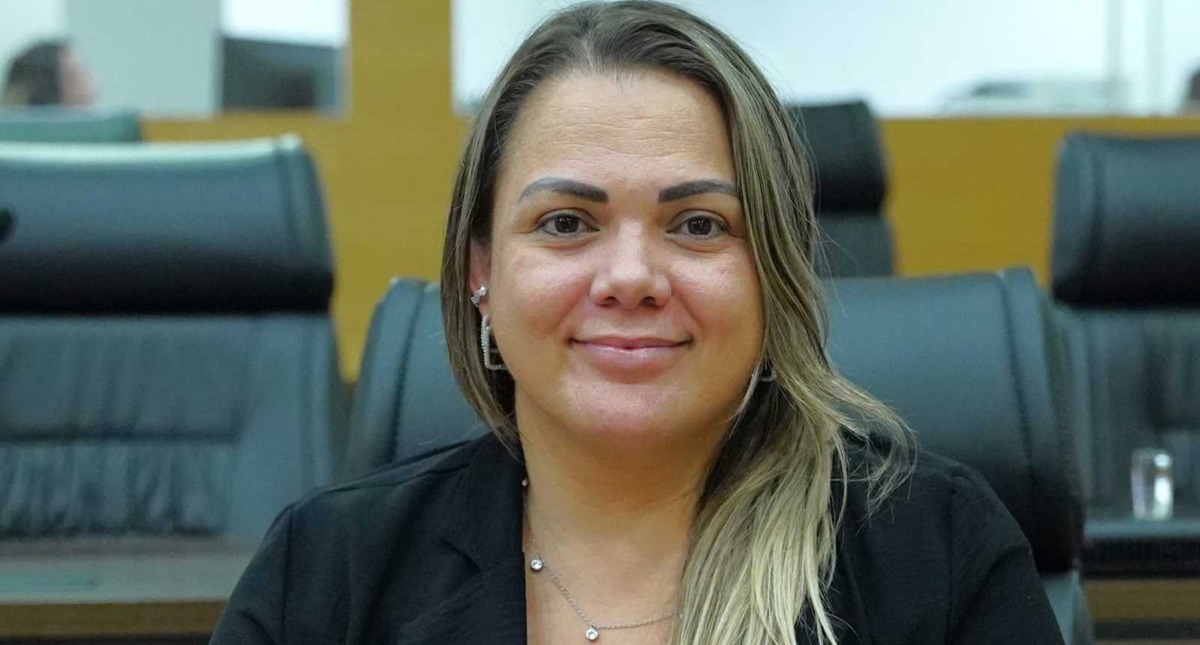 Cláudia de Jesus destaca importância do novo medicamento para HIV em Rondônia
