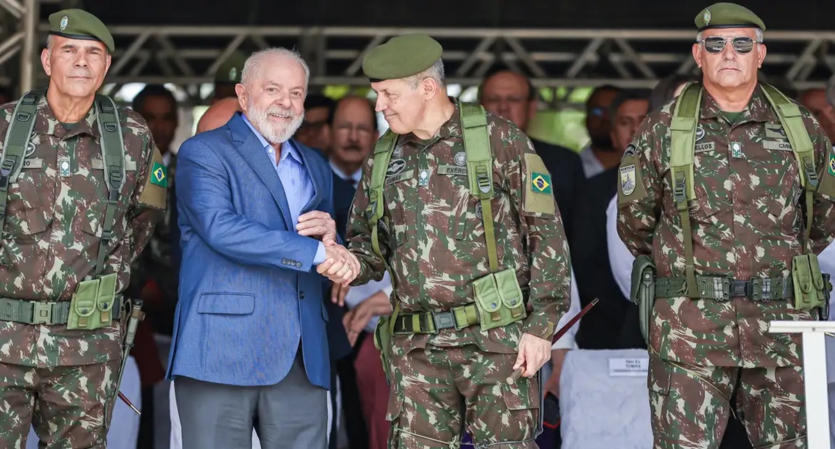 Lula: descontinuidade de obras é “uma das desgraças” que afetaram país