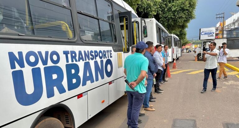 Cássio Gois destaca entrega de ônibus novos e tarifa zero em Cacoal