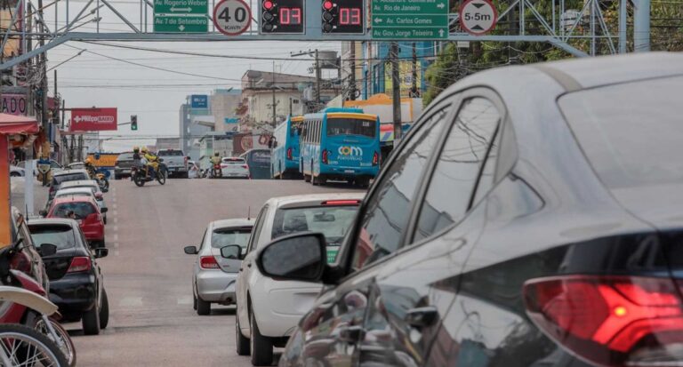Governo de Rondônia adota proposta de isenção de IPVA à motoristas de aplicativo apresentada por Alan Queiroz