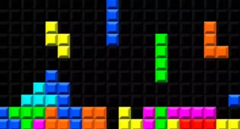 Adolescente de 13 supera IA e é a 1ª pessoa a vencer game Tetris; Vídeo