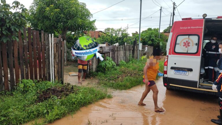 URGENTE: Briga de casal termina com homem atacado a golpe de gargalo na zona leste
