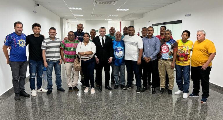 INVESTIMENTO: Deputado Ribeiro incentiva retorno das Escolas de Samba