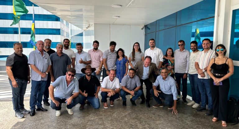 Deputado Pedro Fernandes intermedia e empresários de Rondônia ganham prazo para reformulação da "pauta da madeira"