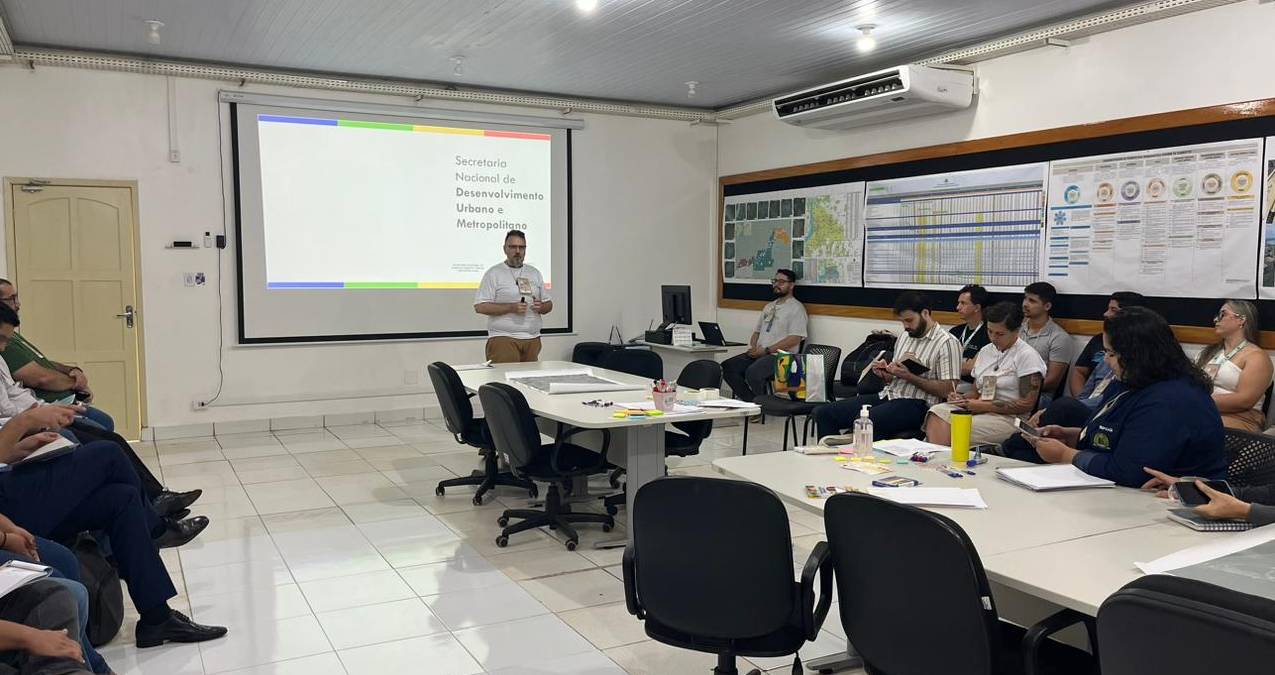 Encontro presencial da mentoria de ordenamento territorial municipal para cidade amazônicas ocorre em Porto Velho