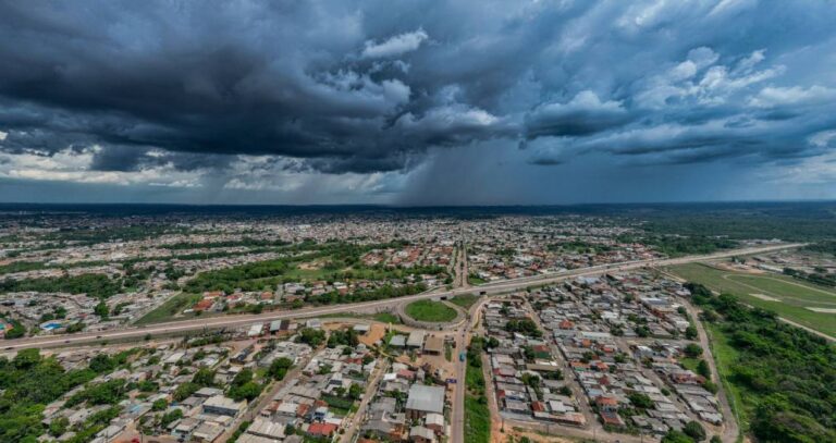 Defesa Civil Municipal alerta para risco de chuva forte e de tempestades em Porto Velho