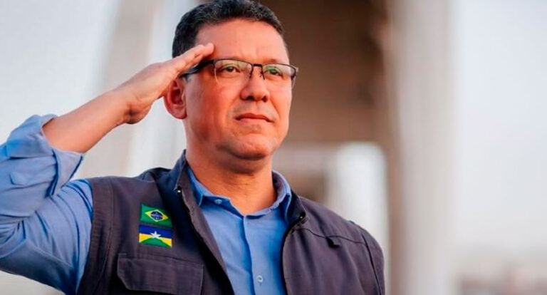 Decreto de Marcos Rocha cria na educação de Rondônia o Programa de Escolas Cívico Militares