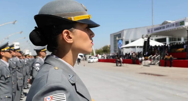 Cármen Lúcia suspende concurso da PMSC por limitar vaga para mulheres