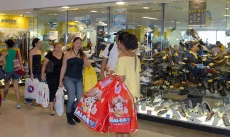 Vendas no varejo variam 0,1% em novembro e têm 2º mês de estabilidade