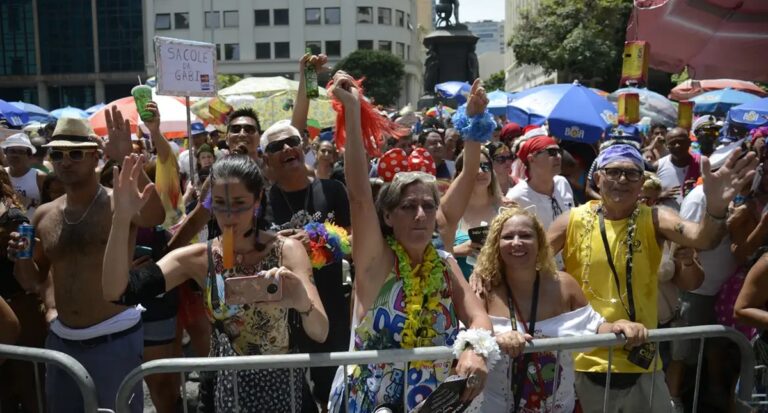 Bloco dos Dinos terá ações de inclusão no carnaval deste ano