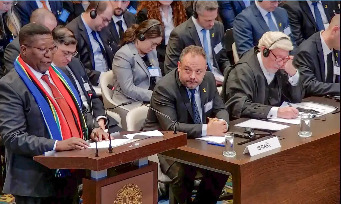 Em Haia, África do Sul diz que Israel promove colonização e genocídio