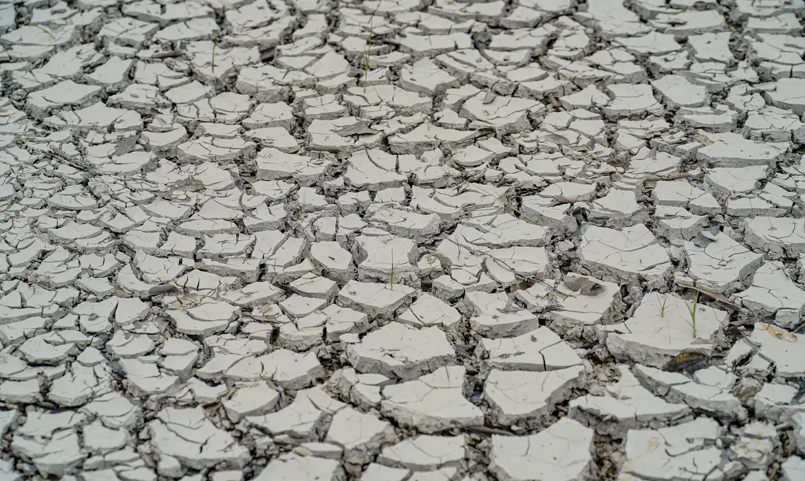 Condições do El Niño devem continuar por alguns meses