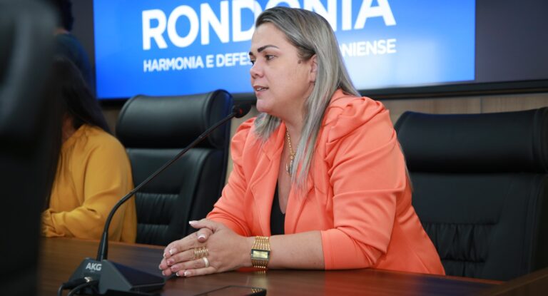 Cláudia de Jesus faz alerta sobre aplicação de agrotóxicos na TI Puruborá