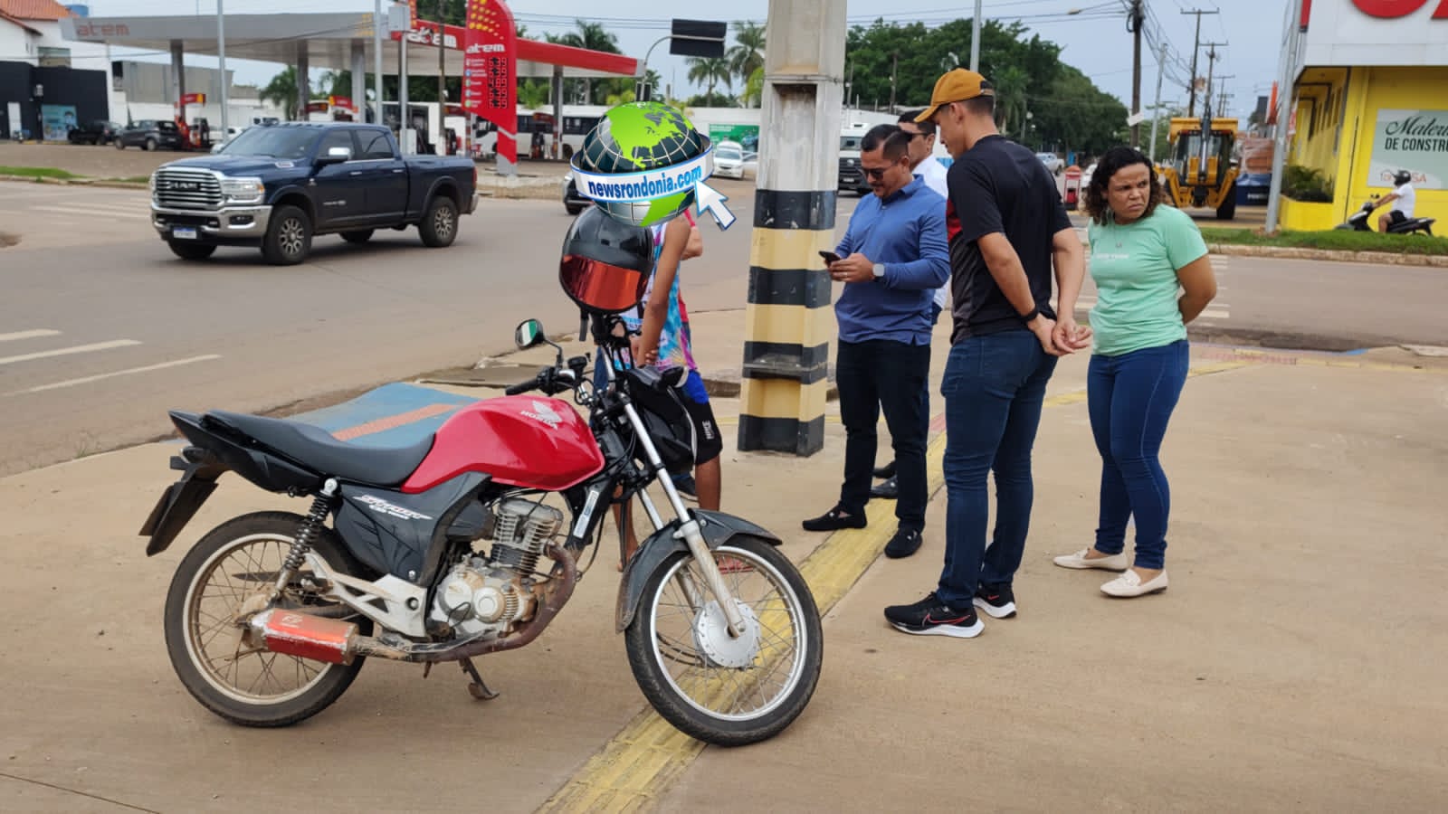 URGENTE: Secretário da Sesdec aborda foragido após perseguição na zona leste