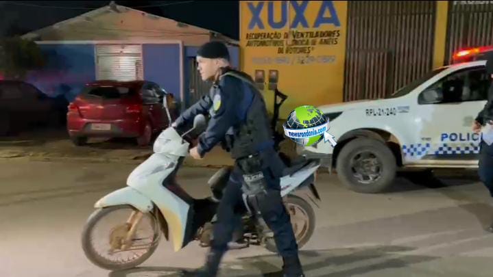 Trio é preso levando moto roubada para trocar por drogas na Bolívia