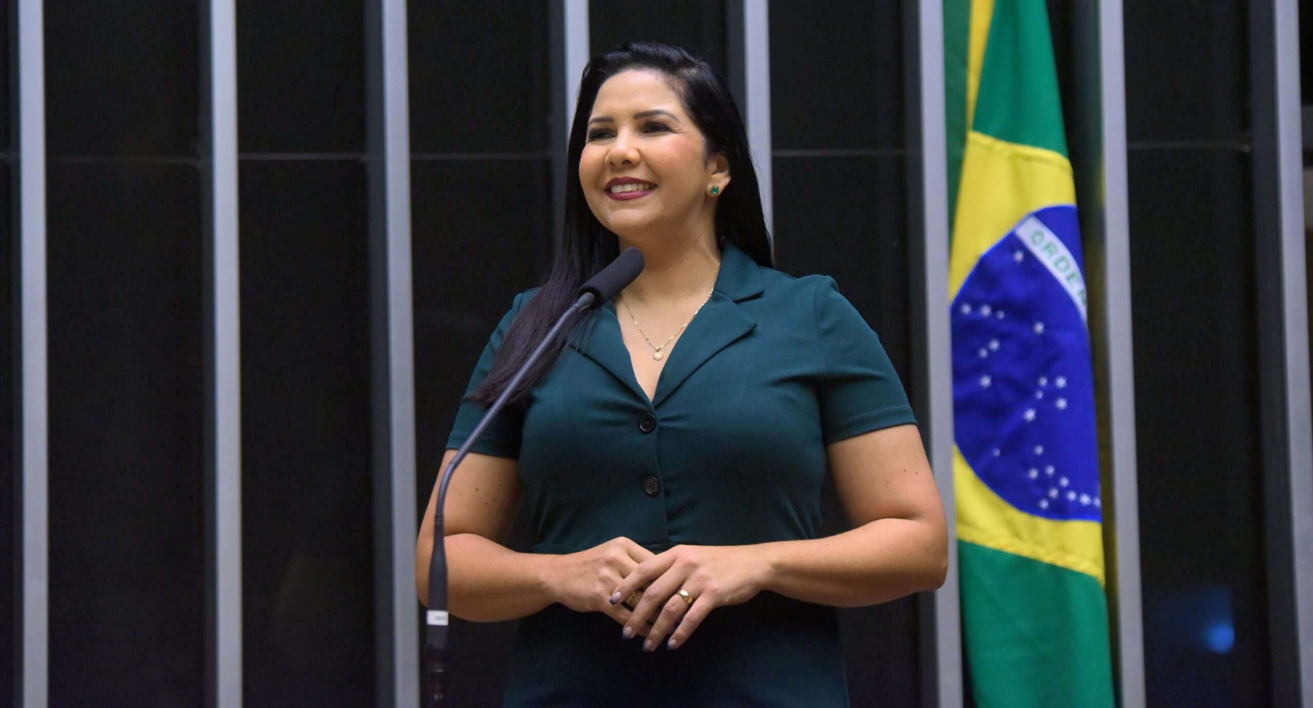 Deputada Cristiane Lopes celebra a Transposição de mais 58 servidores do ex-território de Rondônia ao Quadro Federal