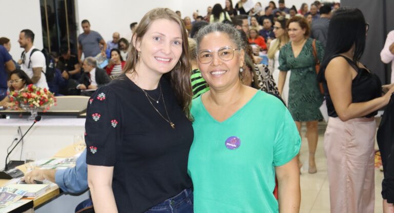 Escolas de São Francisco do Guaporé recebem mais recursos da deputada Lebrinha