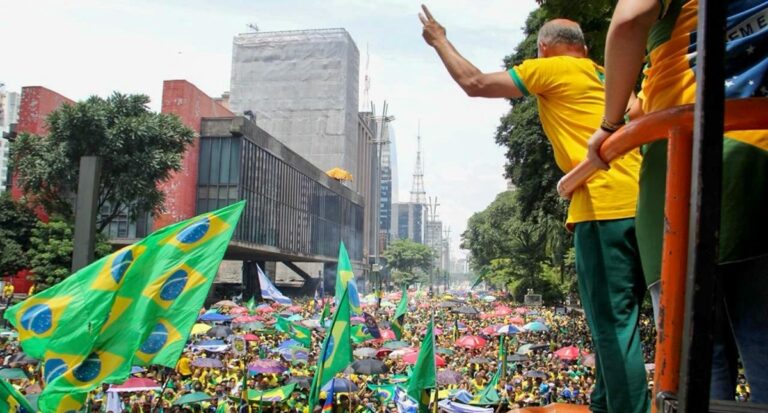 Bolsonaro estremece a Paulista