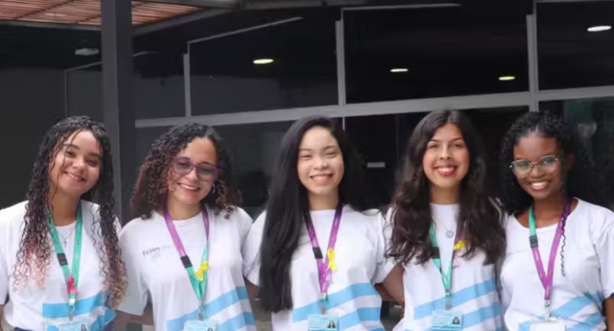 Estudantes brasileiros vencem desafio da Nasa e vão para os EUA