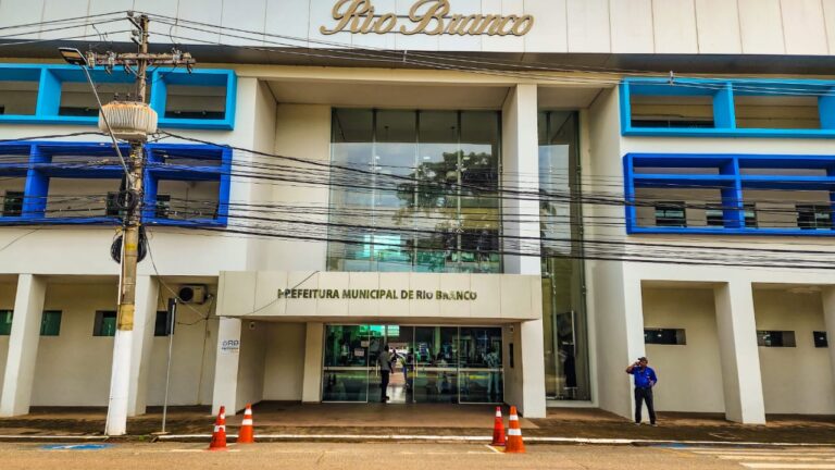 Concurso da Prefeitura de Rio Branco oferece mais de 1200 vagas para contratação imediata