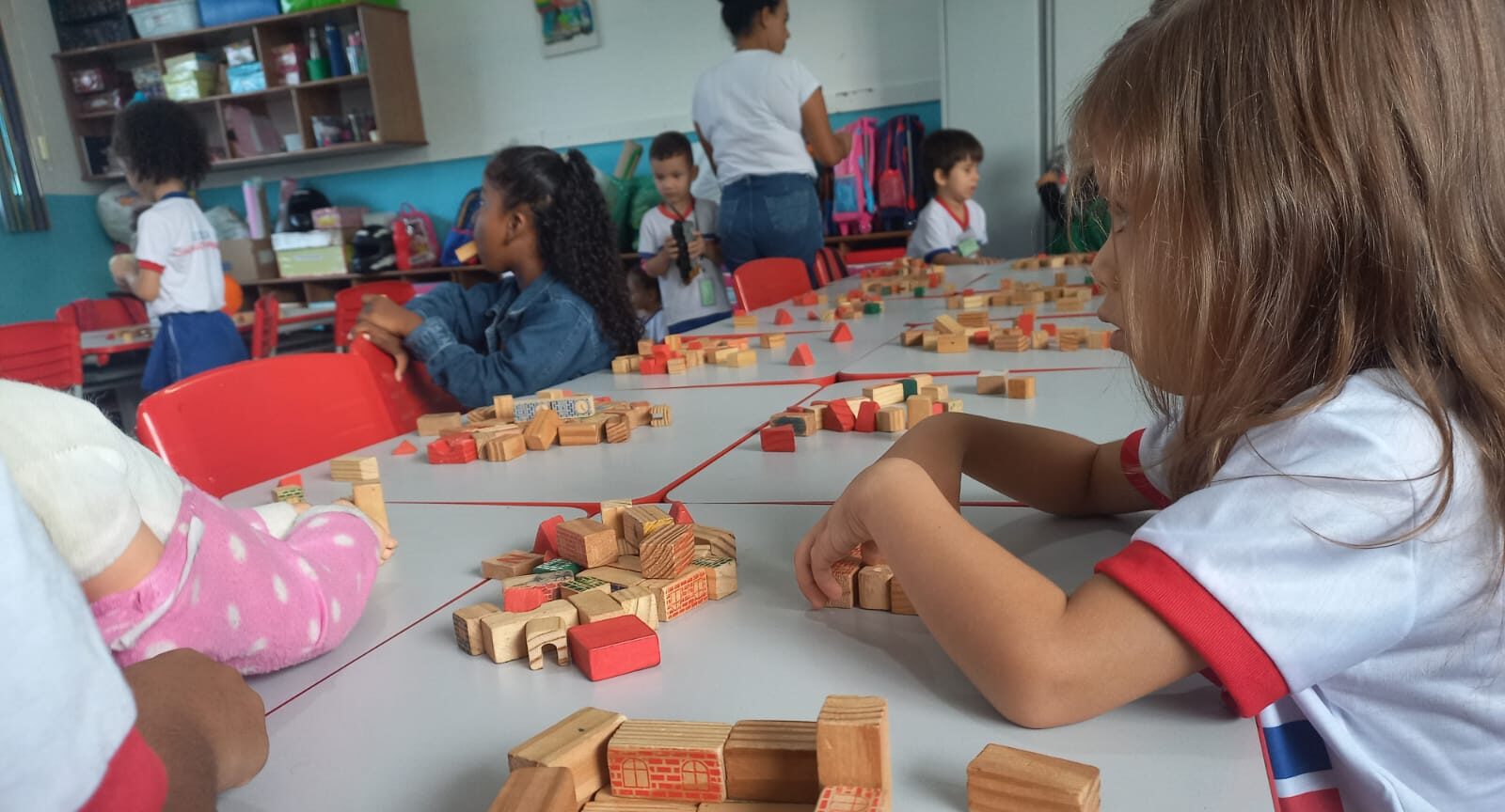 Cerca de 10 mil alunos voltam às aulas na rede pública de ensino em Ariquemes