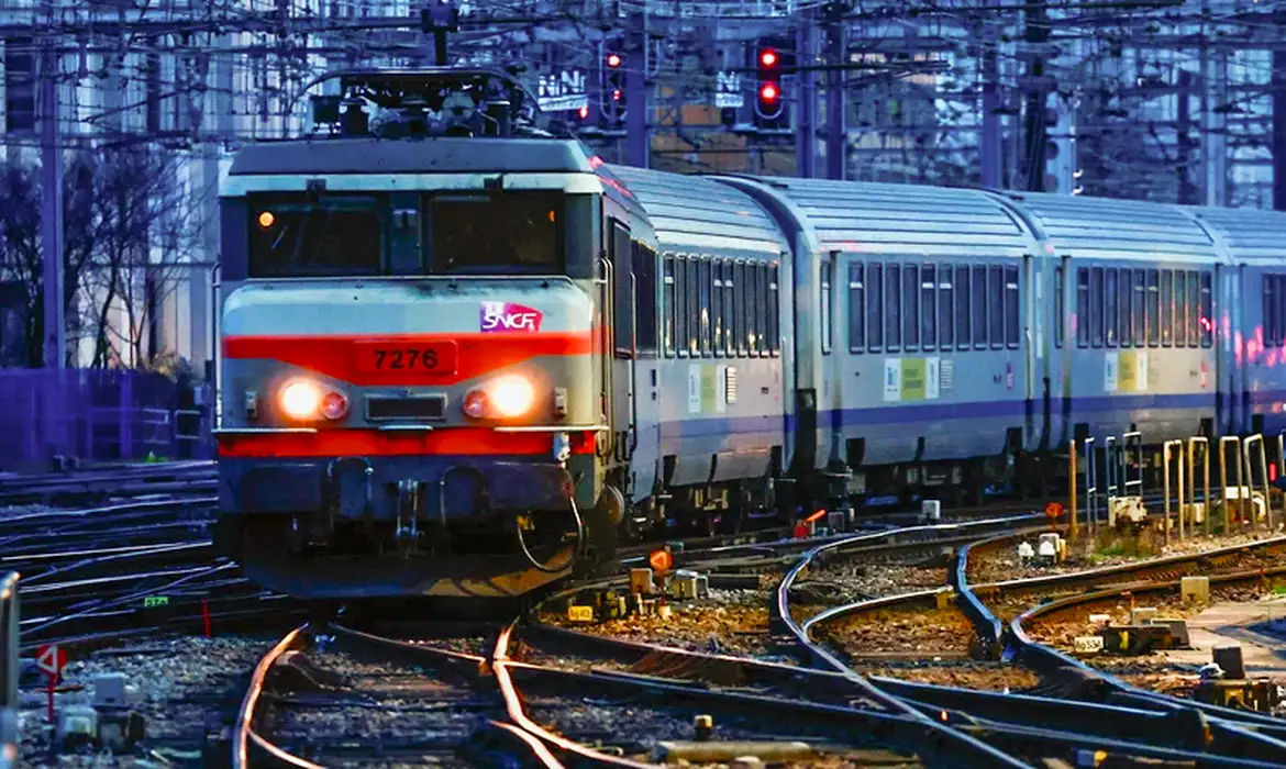 Planos de segurança dos Jogos Olímpicos de Paris são roubados de trem