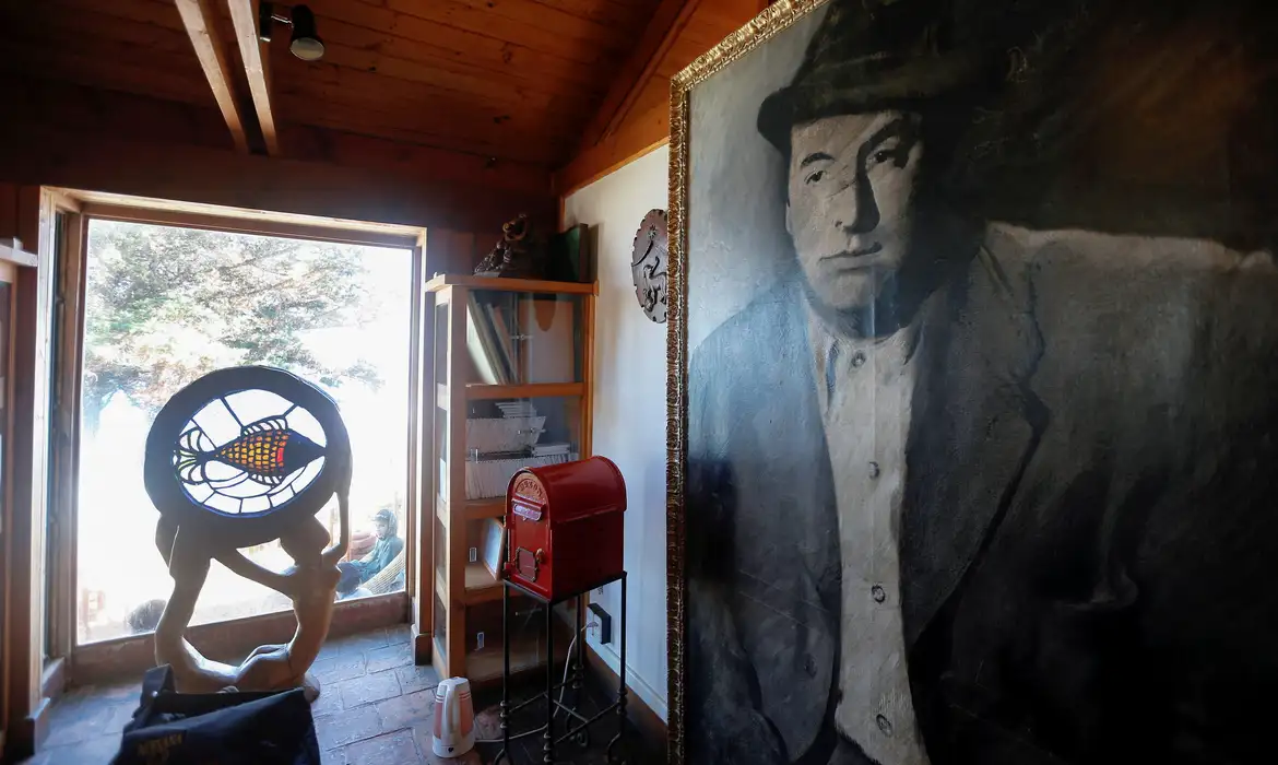 Chile reabre inquérito sobre morte de Pablo Neruda em 1973
