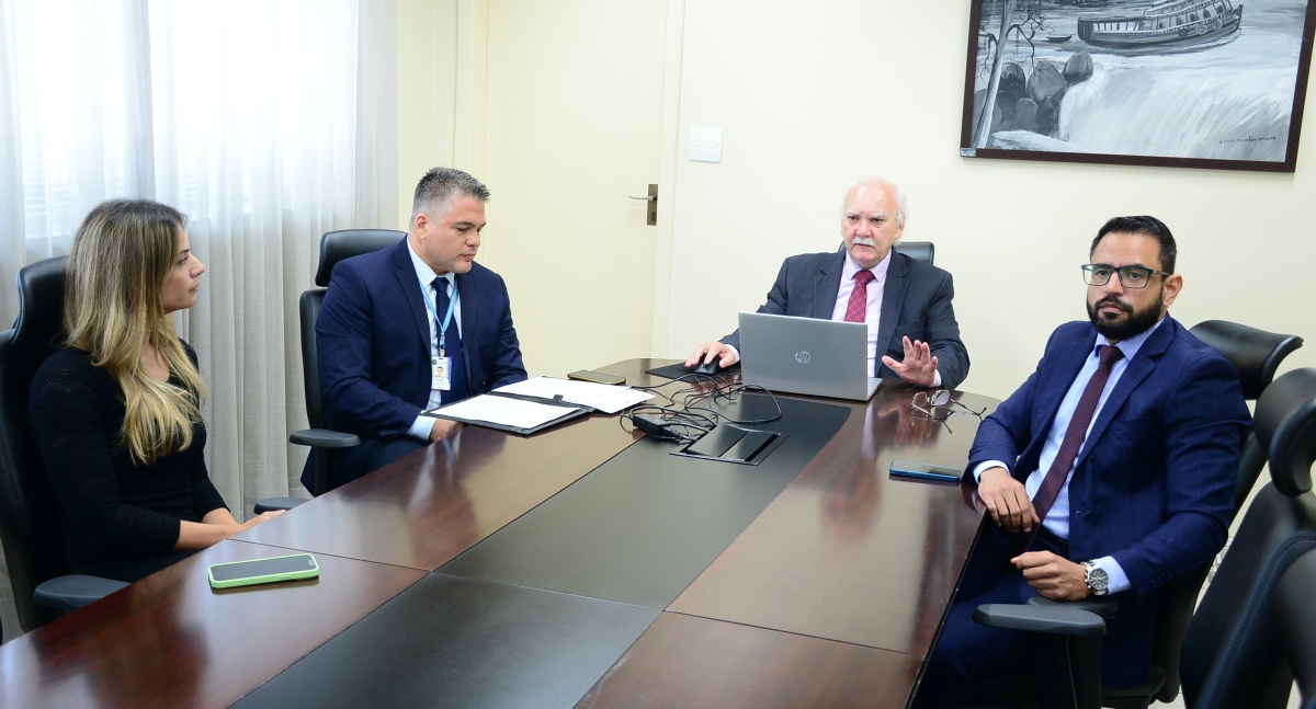 Presidência do TRT-14 dá posse a juízes das Varas do Trabalho de Colorado do Oeste/RO e 2ª VT de Rio Branco/AC