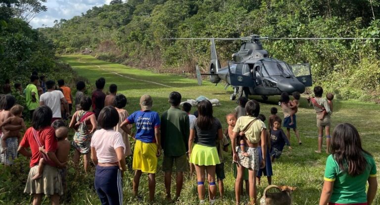 Operação Catrimani: Forças Armadas empregam 12 aeronaves e entregam 5 mil cestas aos Yanomami