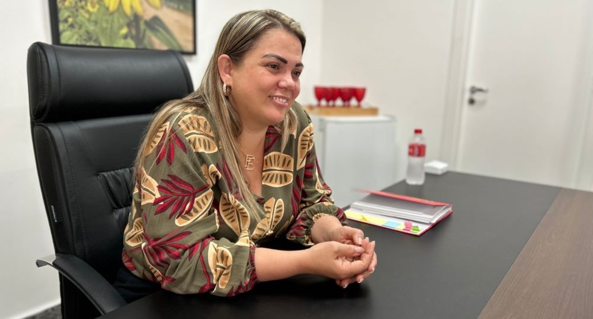 Cláudia de Jesus repassa R$ 130 mil para agricultura familiar em Seringueiras