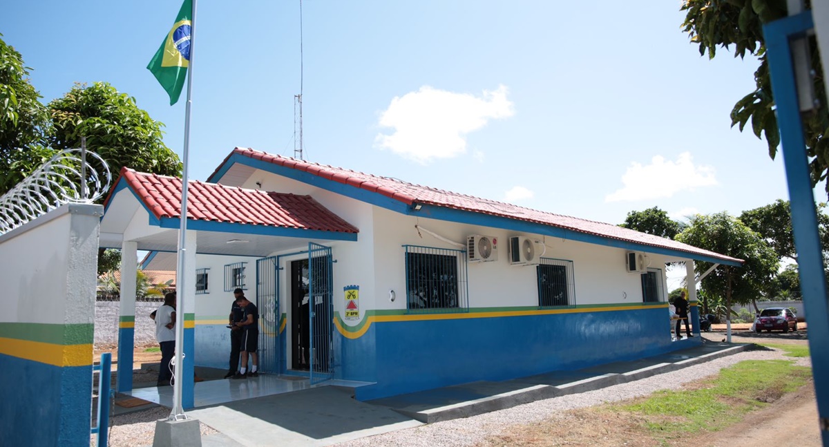 Governador Marcos Rocha entrega manutenção predial do quartel da PM, no distrito de Nova Londrina