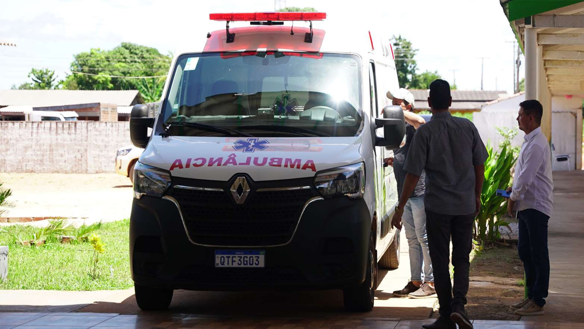 Emenda de Marcelo Cruz garante ambulância para atender a saúde de Castanheiras - News Rondônia