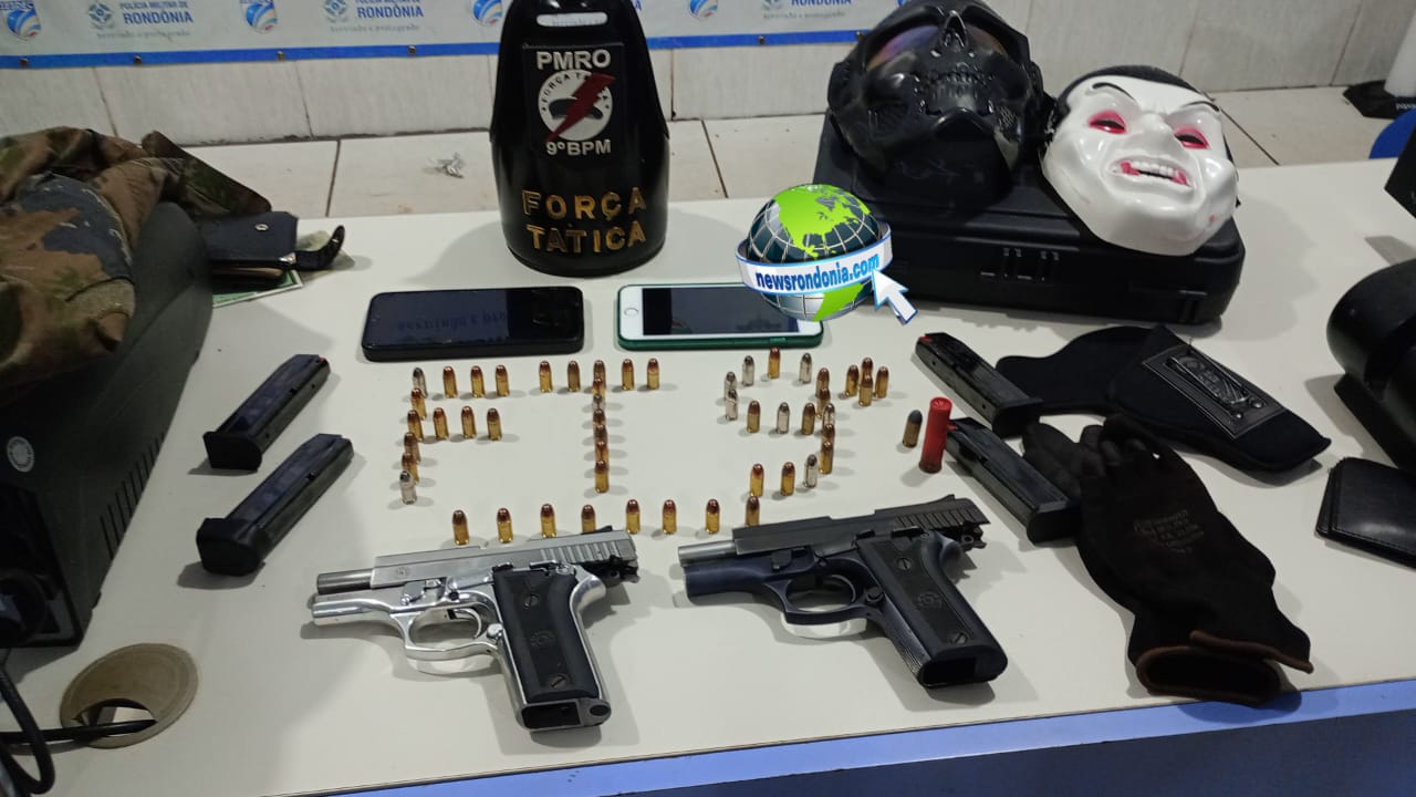 Quatro são presos com armas e munições após denúncia de tiros em invasão