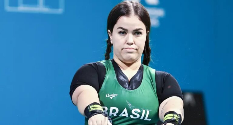 Mariana D’Andrea é prata em etapa da Copa do Mundo de Halterofilismo