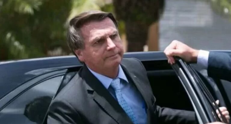 Bolsonaro admite estadia na Embaixada da Hungria após operação da Polícia Federal