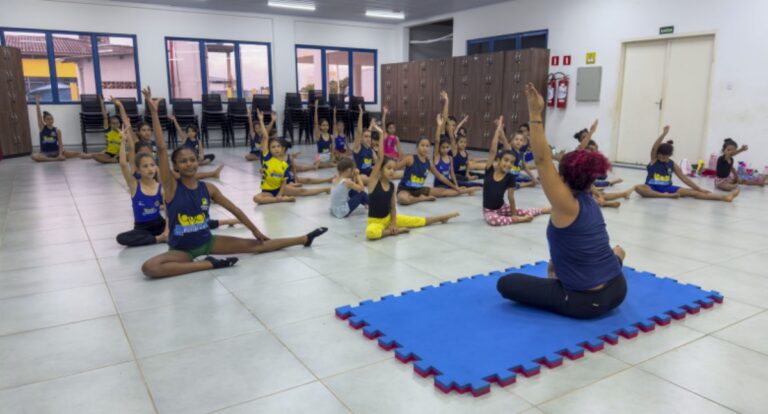 Programa Talentos do Futuro beneficia mais de 2 mil crianças e jovens em 13 modalidades