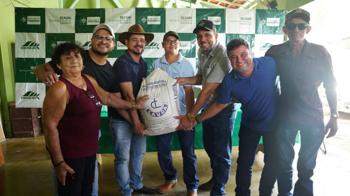 Investimento de Marcelo Cruz garante calcário para produtores rurais em Presidente Médici