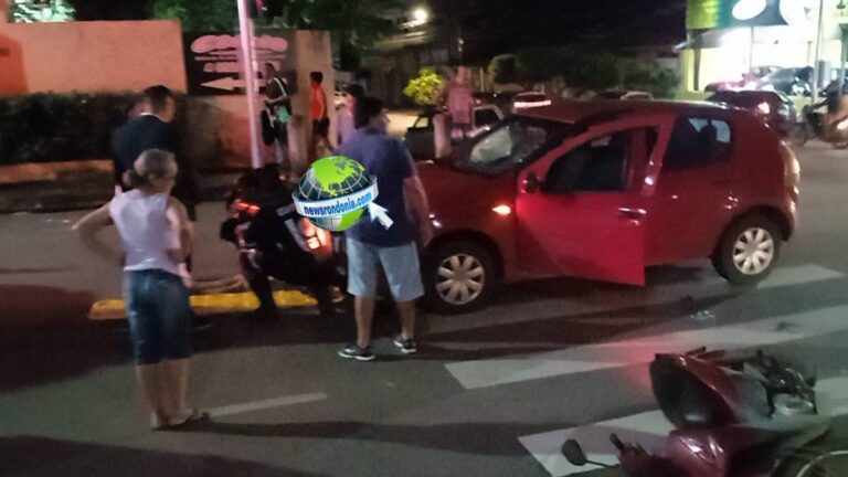 Motociclista sofre grave acidente após furar sinal vermelho no centro
