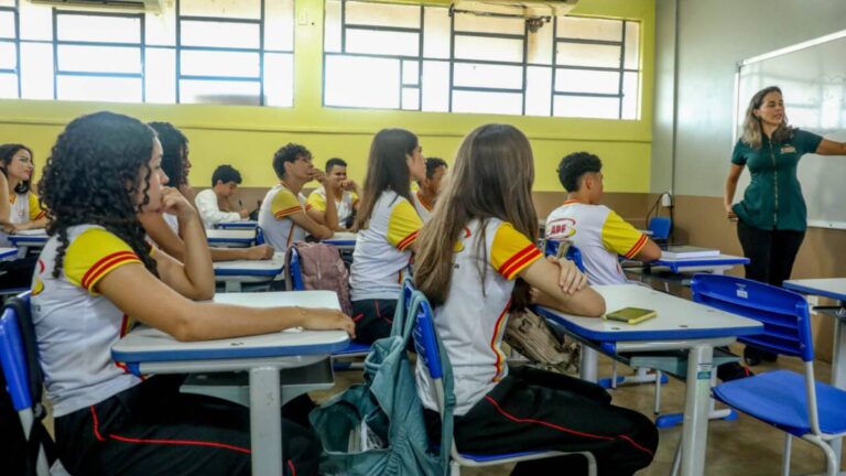 Governo de Rondônia reforça regras para contratação temporária de profissionais da Educação