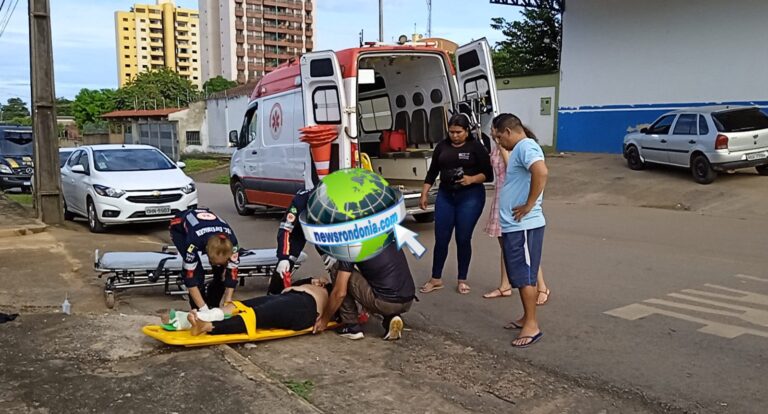 URGENTE: Motociclista sofre fratura exposta em colisão com carro na capital