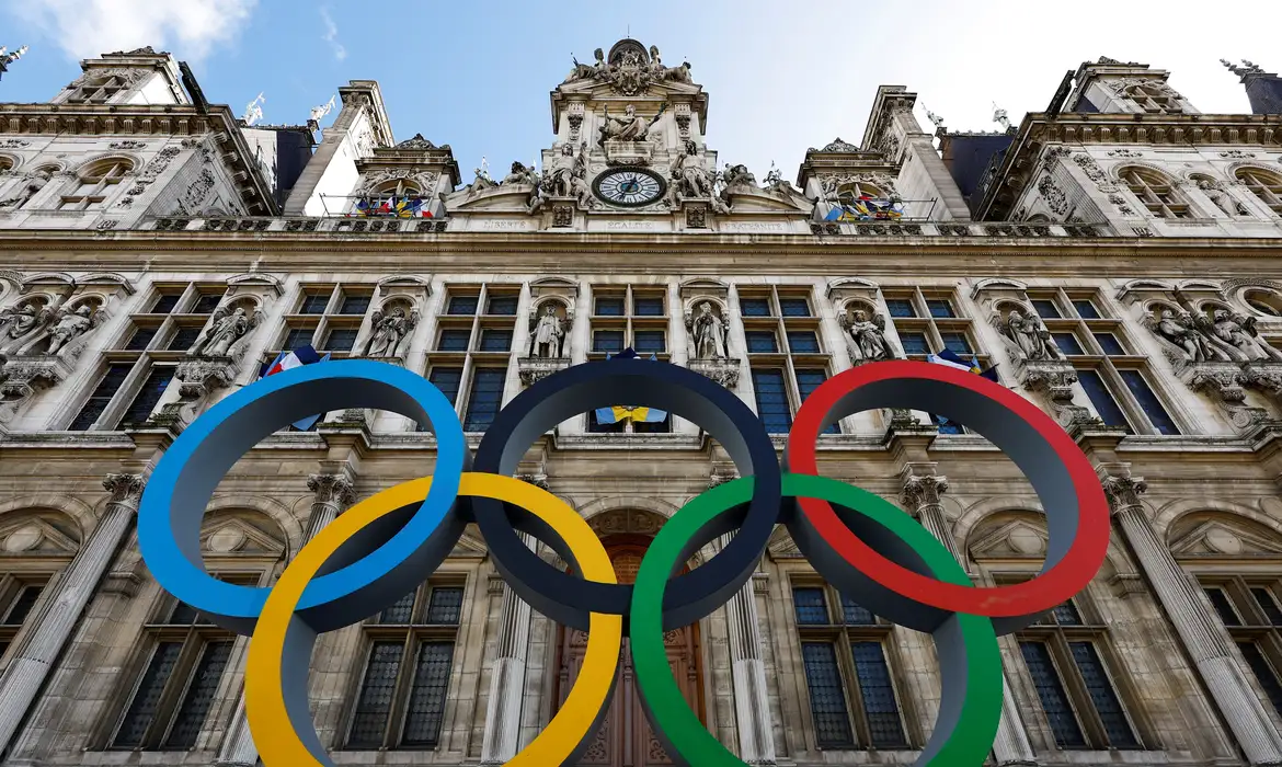 Área dos Jogos Olímpicos de Paris é protegida após ataque à delegacia
