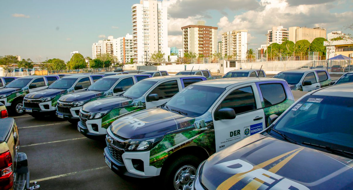 Governo do Estado entrega na segunda-feira caminhonetes para potencializar ações do DER-RO - News Rondônia