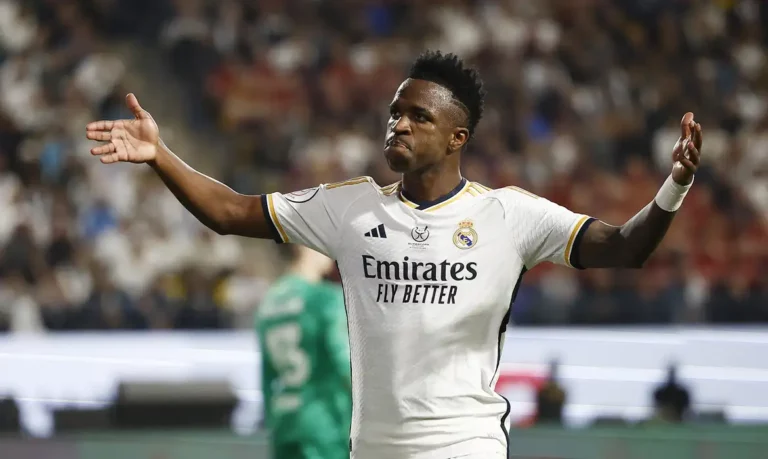 Real Madrid critica árbitro por não relatar ofensa contra Vinícius Jr