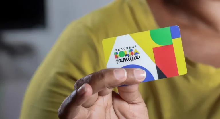 Caixa paga novo Bolsa Família a beneficiários com NIS de final 4