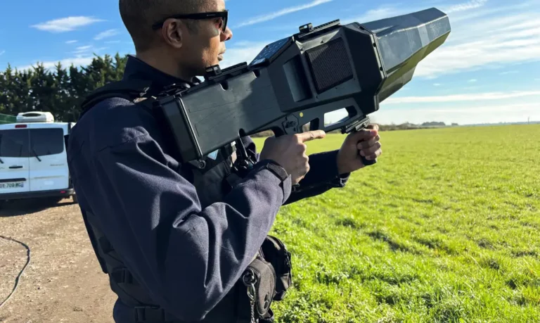 França contará com unidades antidrone para segurança de Jogos de Paris