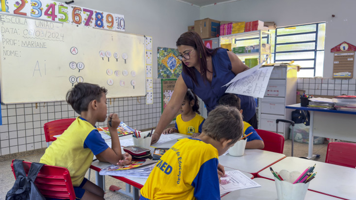 Prefeitura de Porto Velho aplica reajuste de 3,62% no piso dos professores da rede municipal de ensino - News Rondônia